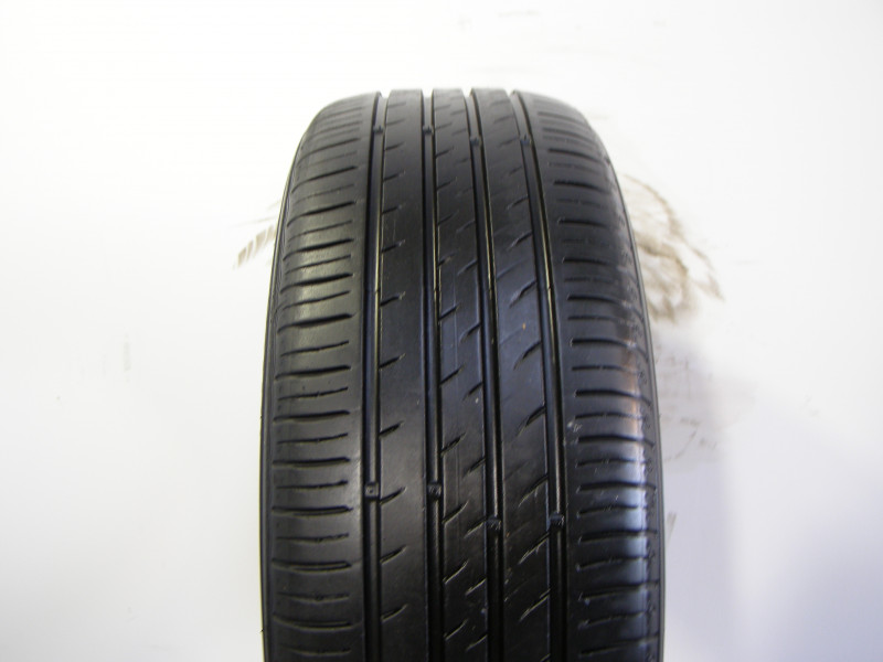 Kumho ES31 gumiabroncs