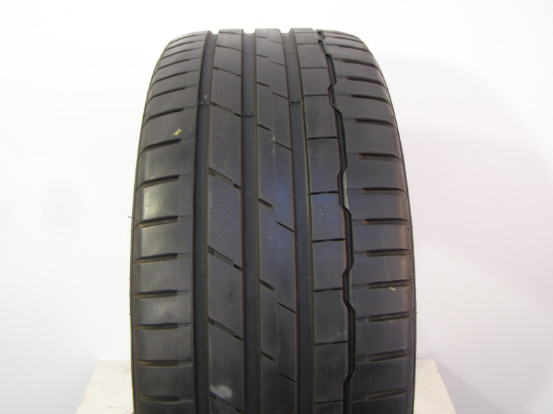 Hankook S1 Evo3 K127 gumiabroncs