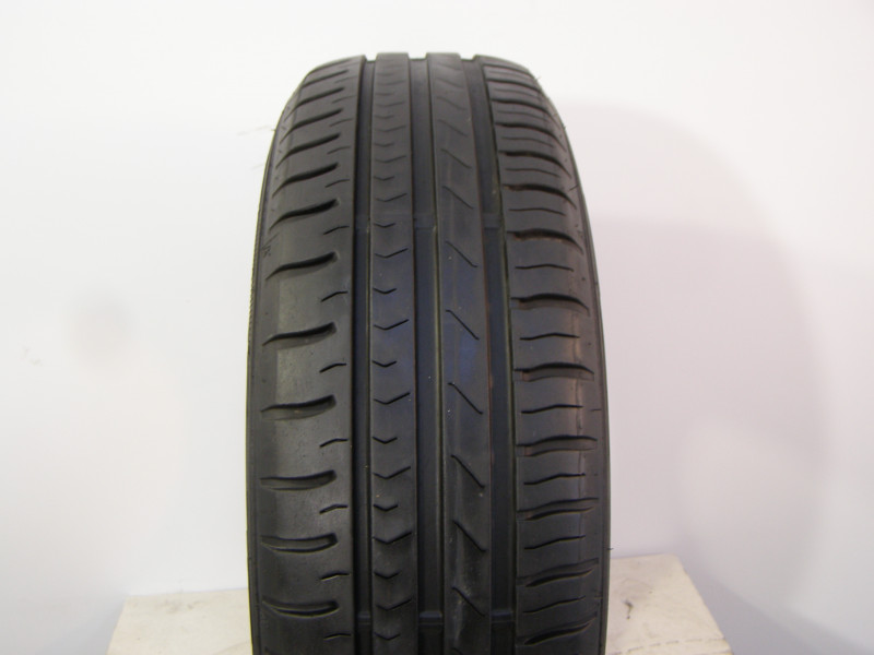 Falken SN852 gumiabroncs