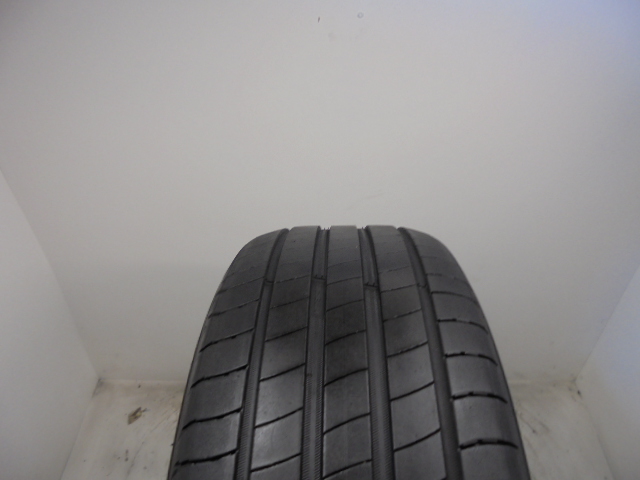 Michelin Primacy 4 gumiabroncs