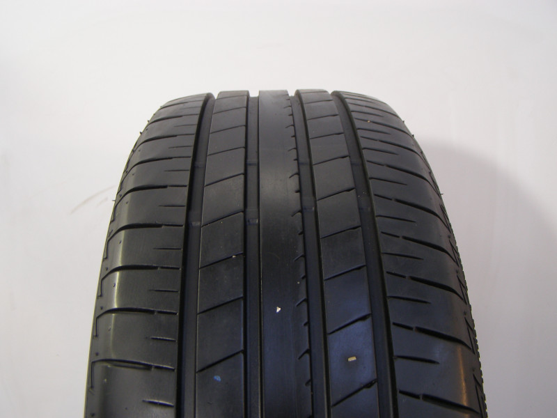 Bridgestone T005A gumiabroncs