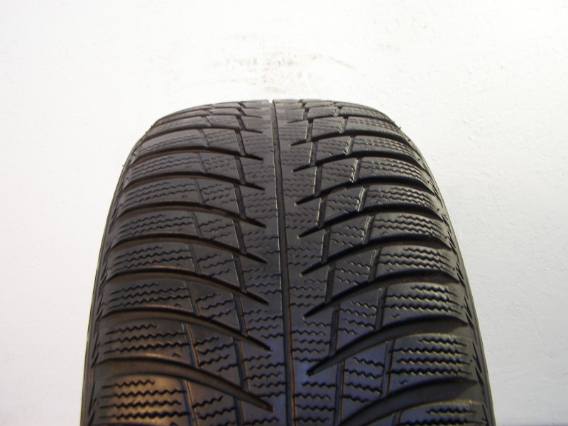 Bridgestone LM001 gumiabroncs