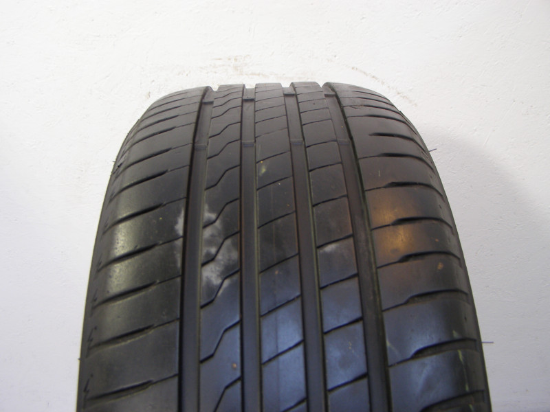Firestone Roadhawk gumiabroncs