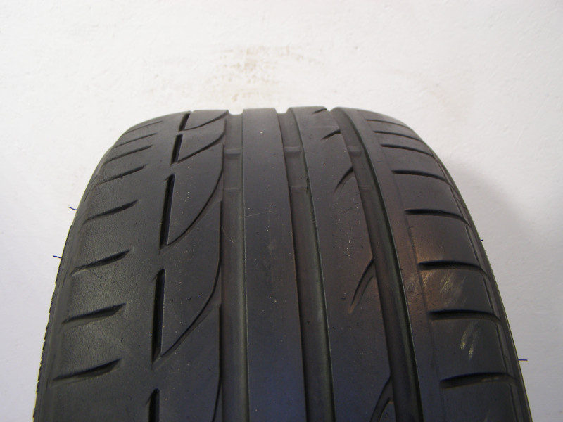 Bridgestone S001 gumiabroncs