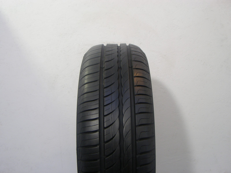 Pirelli Cintruato P1 gumiabroncs