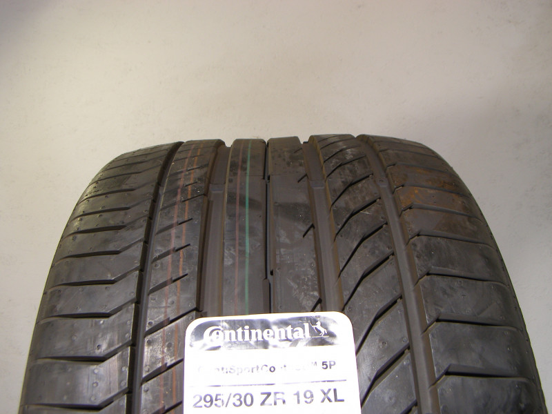 Continental Sporctcontact 5P gumiabroncs