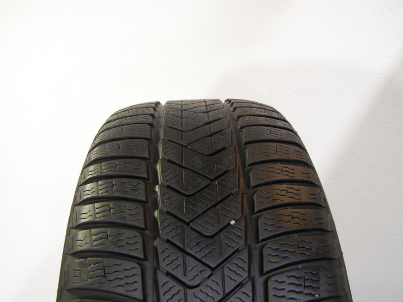 Pirelli Sottozero 3 RFT gumiabroncs