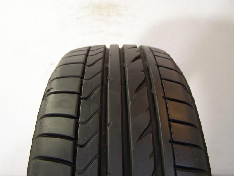 Bridgestone RE050A gumiabroncs