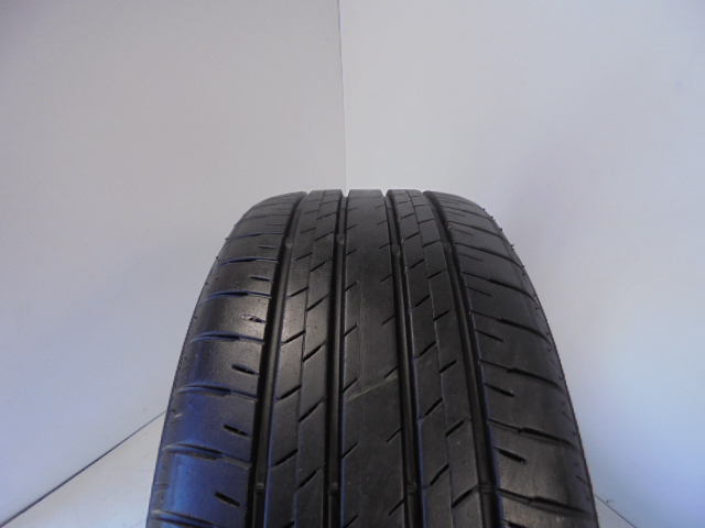 Bridgestone Dueler H/L 33 gumiabroncs