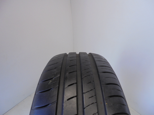 Kumho ES01 gumiabroncs