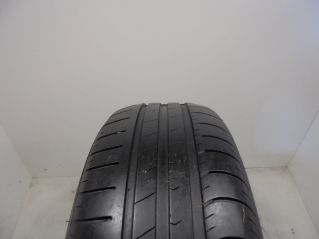 Hankook K425 Kinergy Eco gumiabroncs