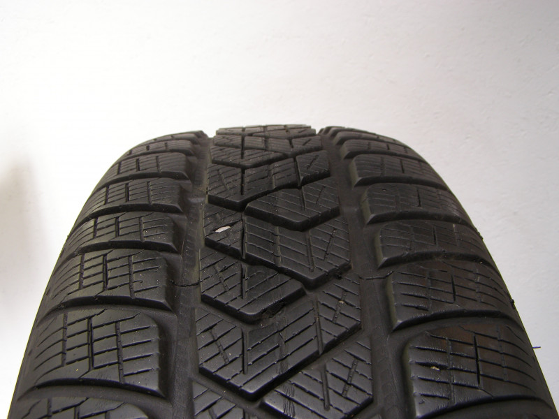 Pirelli Scorpion Winter gumiabroncs