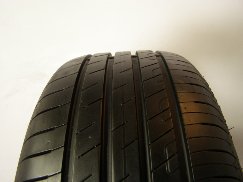 Goodyear Efficientgrip gumiabroncs