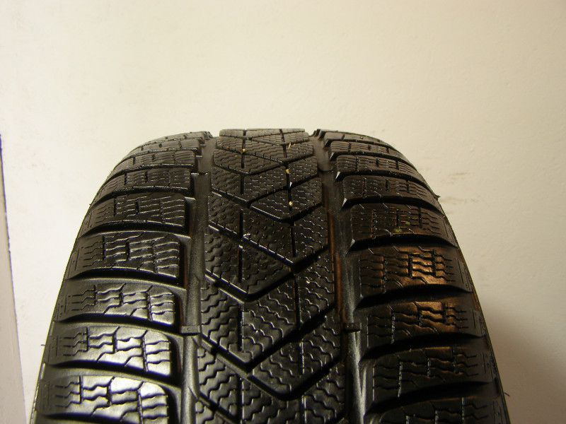 Pirelli Sottozero 3 gumiabroncs