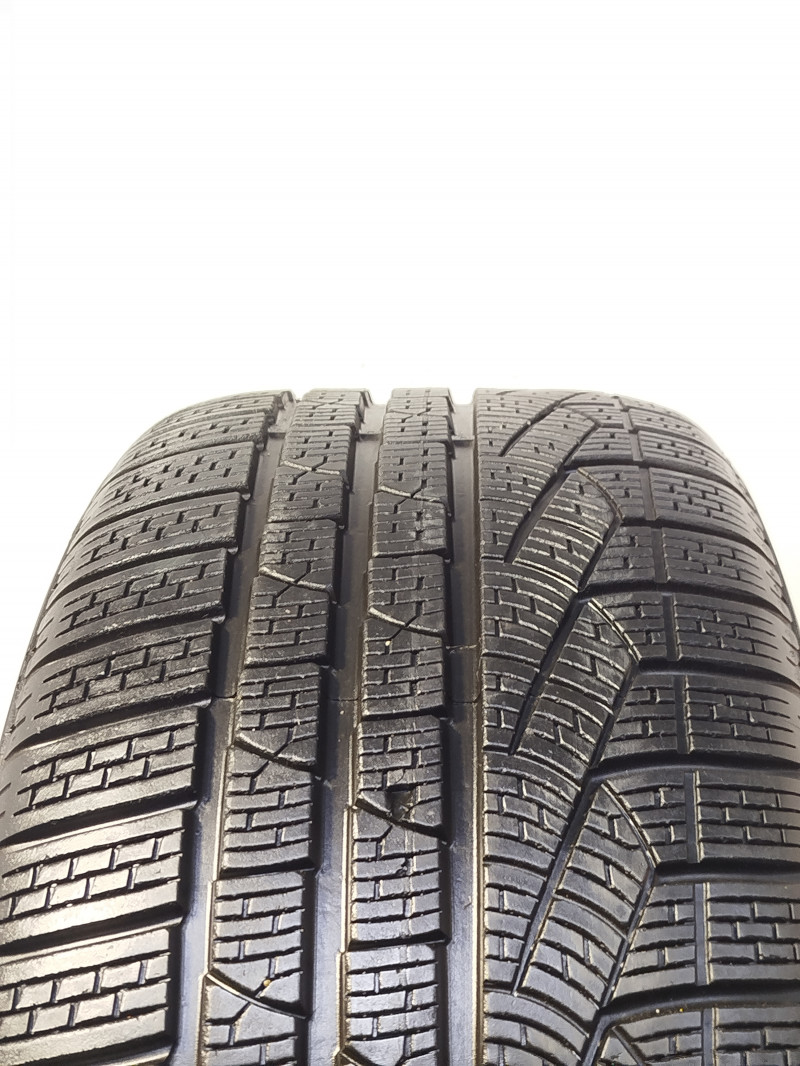 Pirelli Sottozero II gumiabroncs
