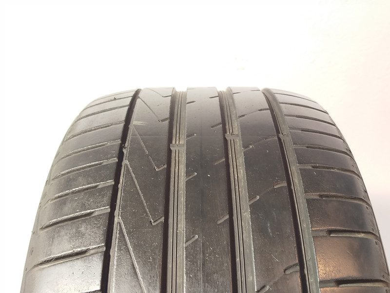 Hankook K117 Ventus S1 Evo 2 gumiabroncs