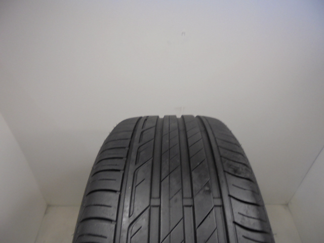 Bridgestone T001 gumiabroncs