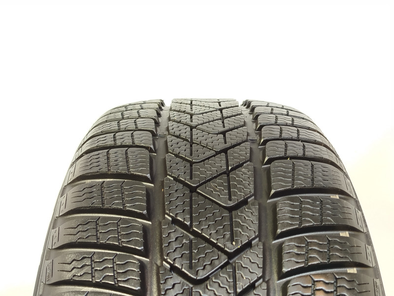 Pirelli Sottozero 3 gumiabroncs
