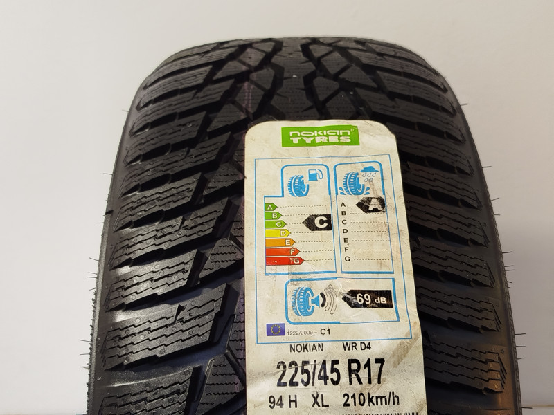 Nokian WR D4 gumiabroncs