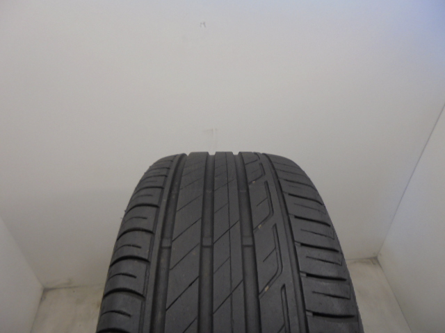 Bridgestone T001 gumiabroncs