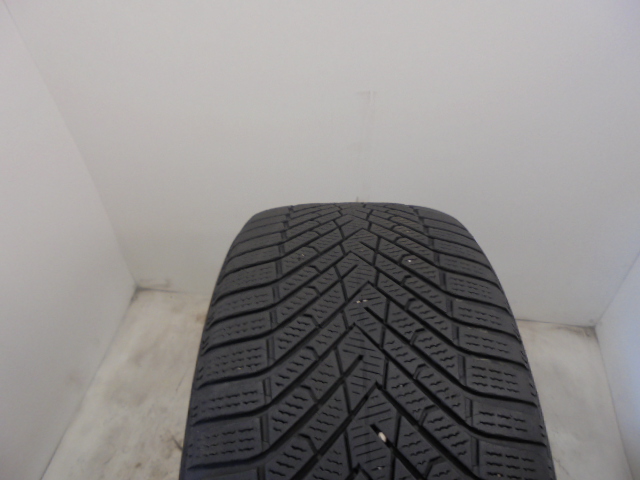 Pirelli Scorpion Winter gumiabroncs