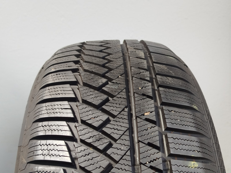 Continental TS850P gumiabroncs