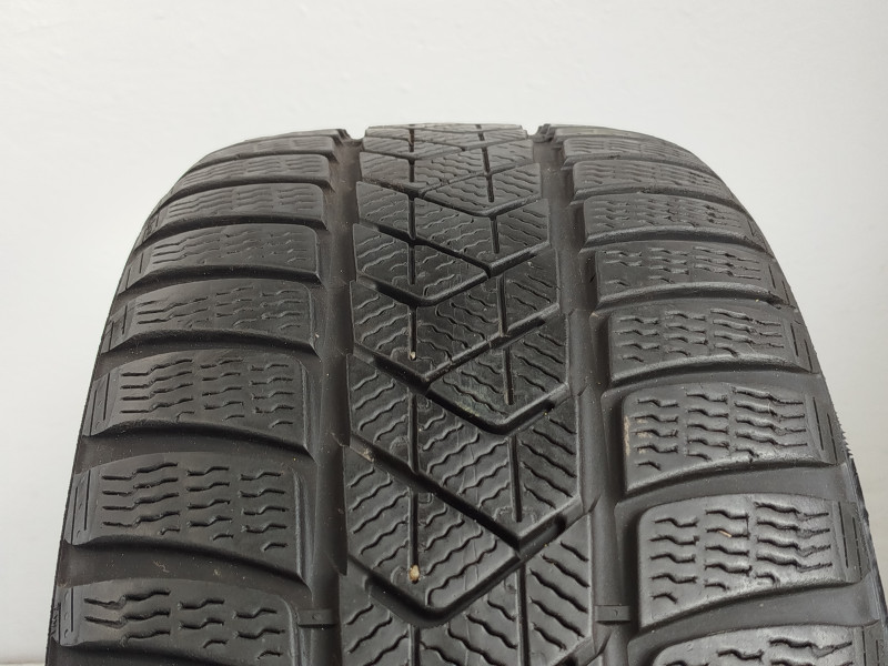 Pirelli Sottozero 3 gumiabroncs