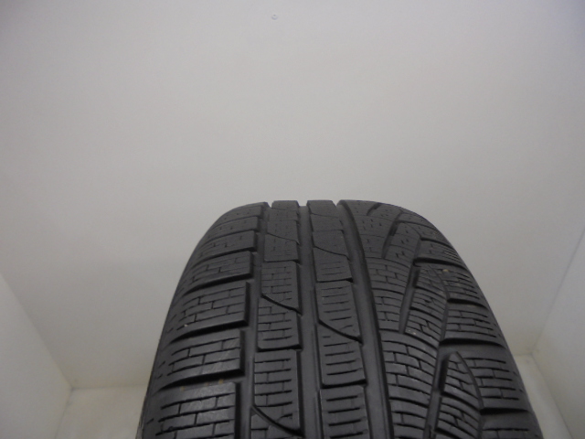 Pirelli Sottozero II RFT gumiabroncs