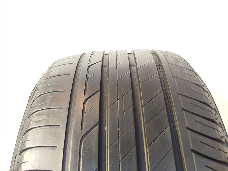 Bridgestone T001 gumiabroncs