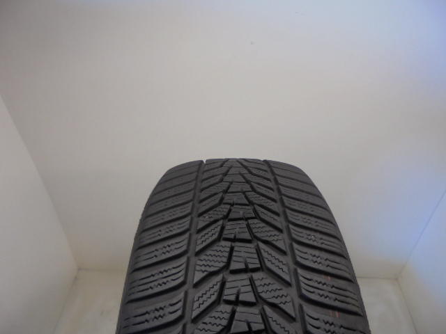 Hankook W330A gumiabroncs