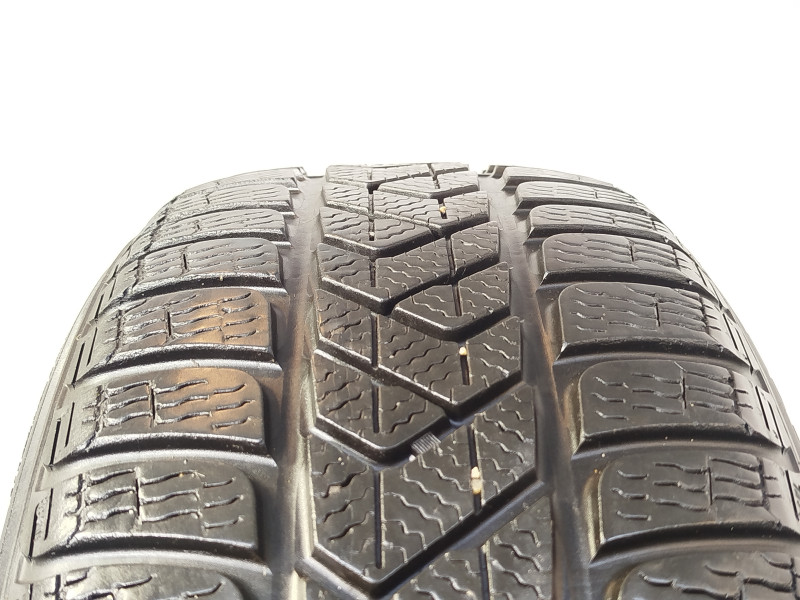 Pirelli Sottozero 3 gumiabroncs