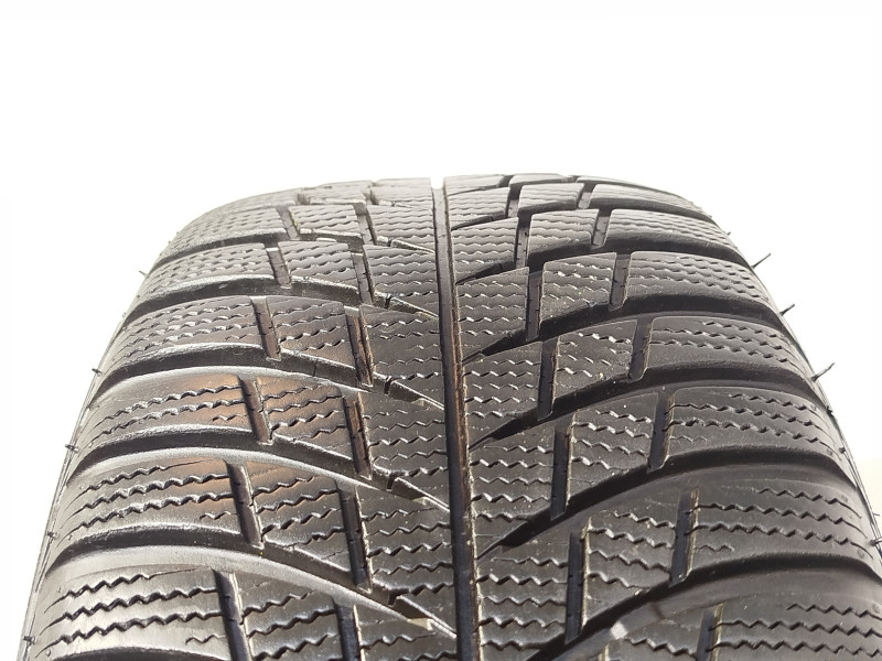 Bridgestone LM001 gumiabroncs