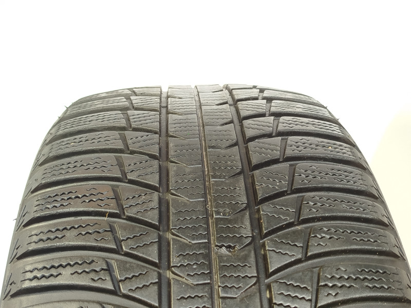 Bridgestone LM001 gumiabroncs