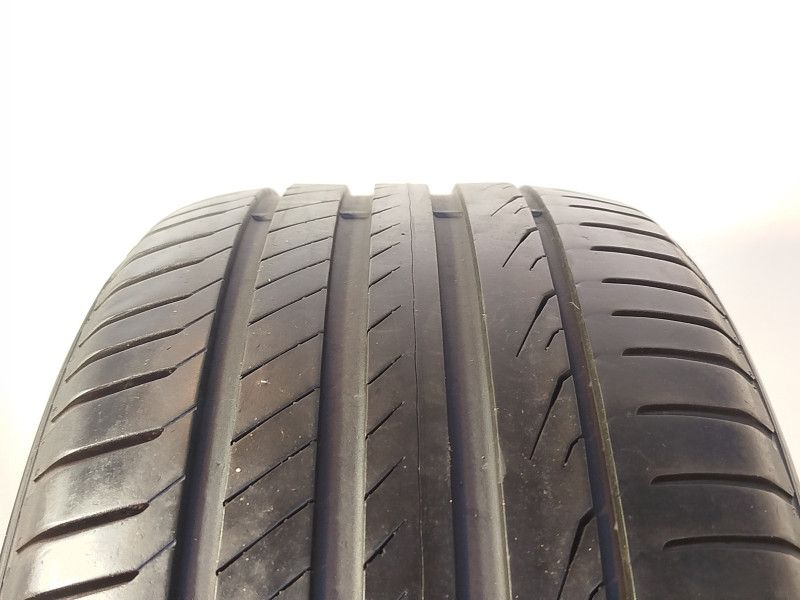 Pirelli Cintruato P7 gumiabroncs