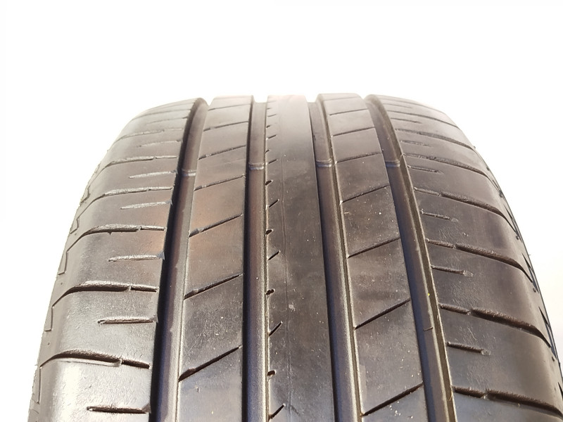 Bridgestone T005A gumiabroncs