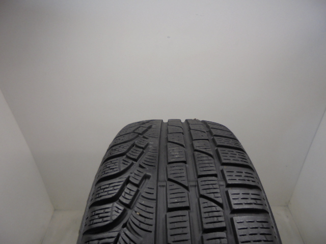 Pirelli Sottozero II RFT gumiabroncs