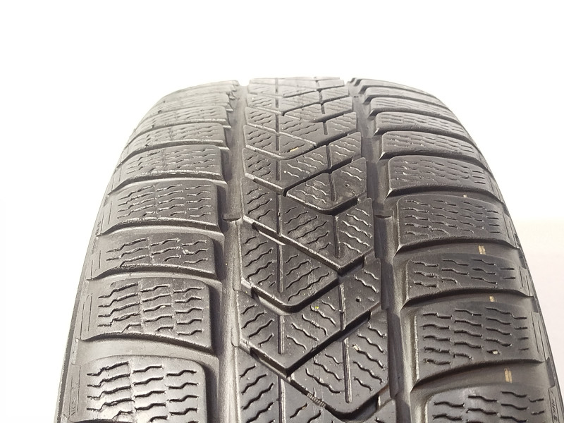 Pirelli Sottozero 3 RFT gumiabroncs