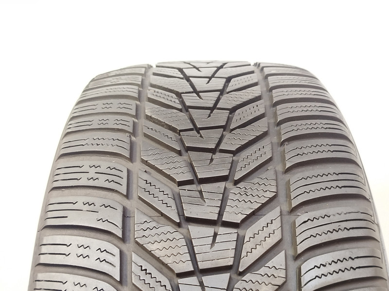 Hankook W330 Winter Icept Evo 3 gumiabroncs
