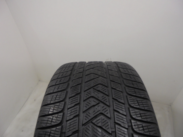 Pirelli Scorpion Winter MGT gumiabroncs