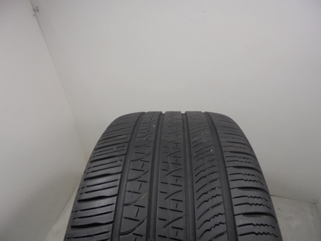 Pirelli Scorpion Zero gumiabroncs