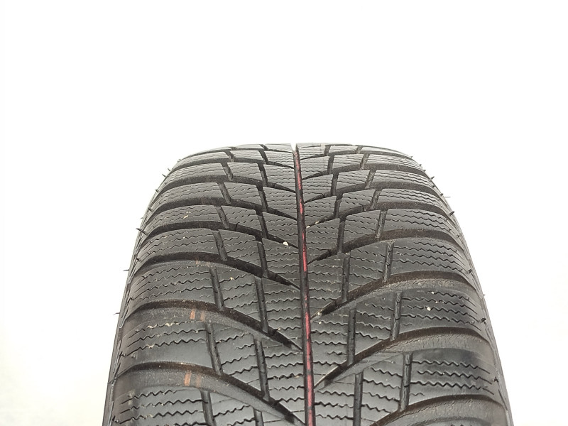 Bridgestone LM001 gumiabroncs