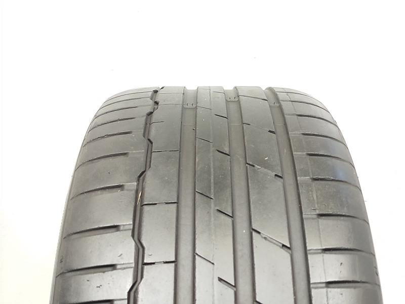 Hankook K127 Ventus S1 Evo 3 gumiabroncs
