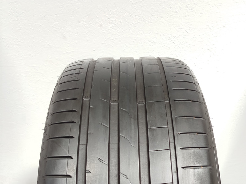 Hankook K127 Ventus S1 Evo3 gumiabroncs